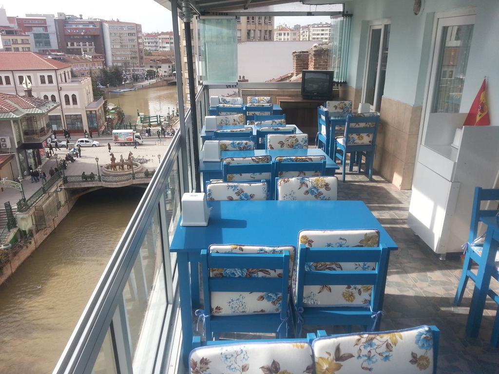 Bulvar Hostel Eskişehir Exteriör bild