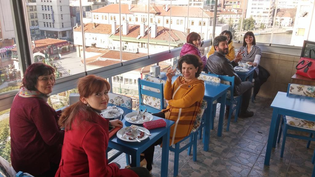 Bulvar Hostel Eskişehir Exteriör bild