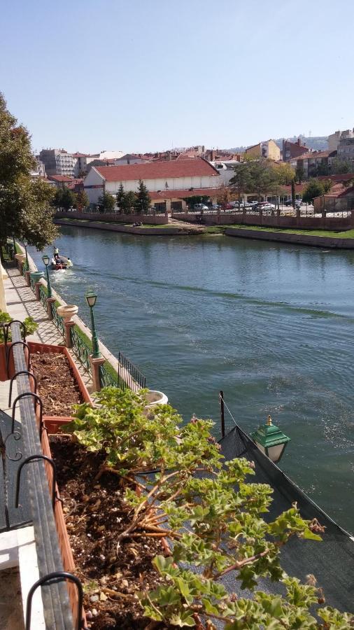Bulvar Hostel Eskişehir Exteriör bild